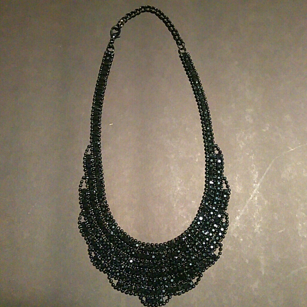 Necklace,Black Sparkling Stones